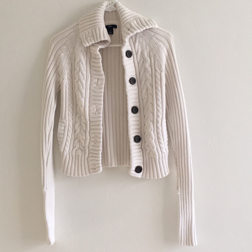 Cozy Cable Knit Gap Sweater